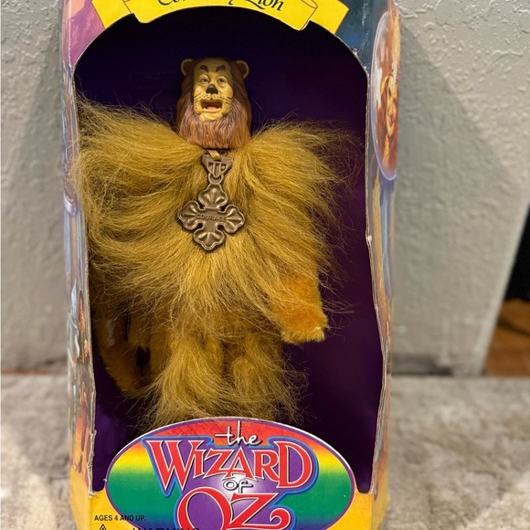 Wizard of Oz Collectible Doll Set - Picture 7 of 8